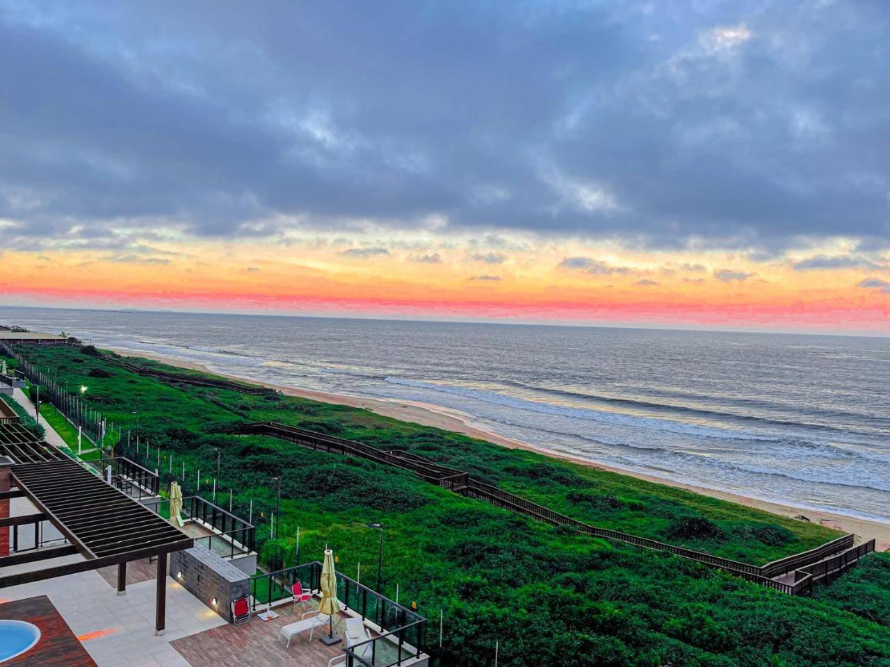 Resort Apto Frente Mar バーハ・ヴェーリャ エクステリア 写真